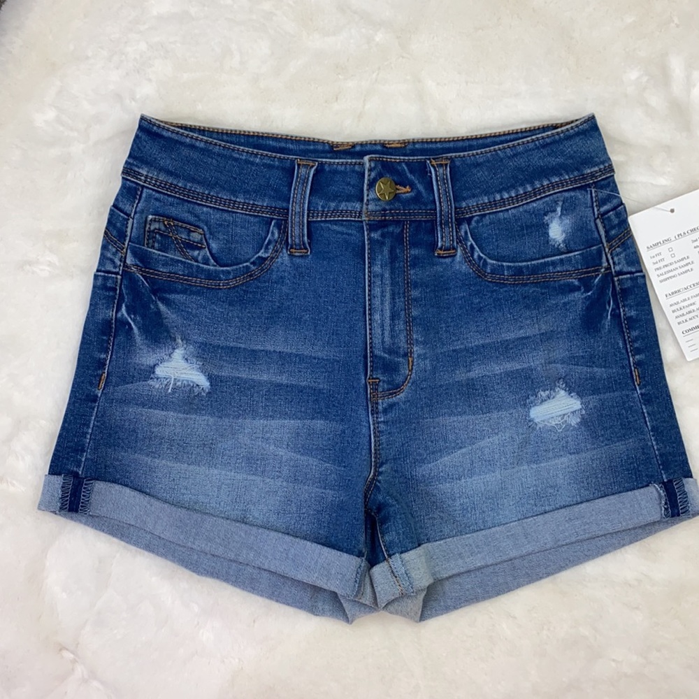 Jean distressed blue stretch shorts